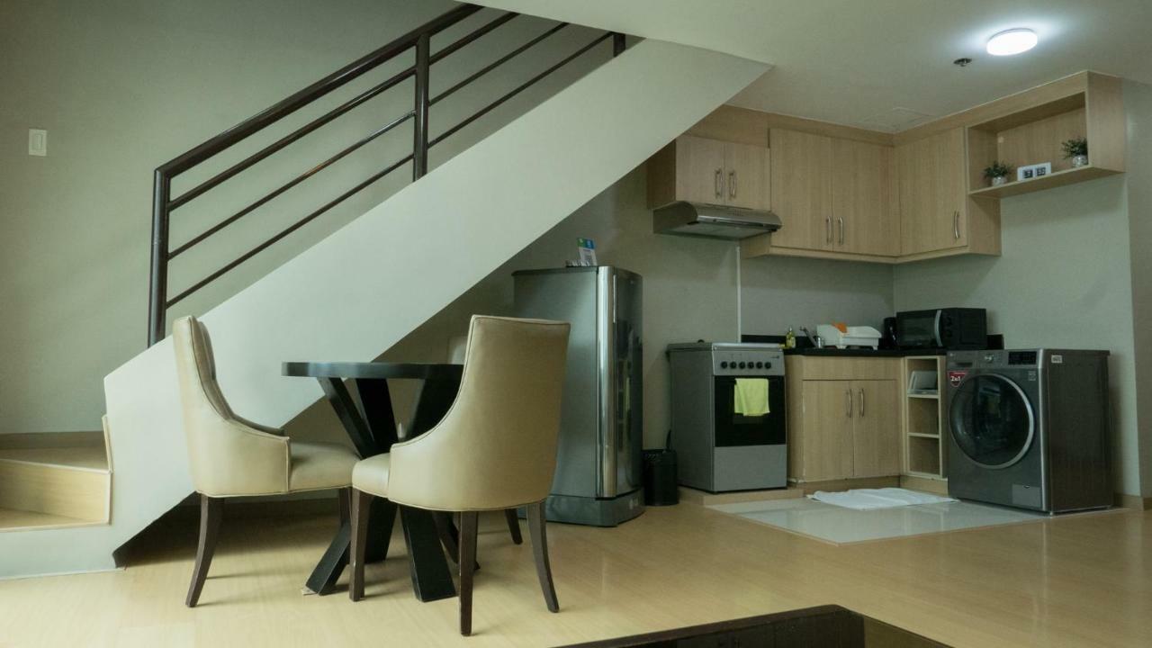 Avant Serviced Suites - Personal Concierge Манила Экстерьер фото