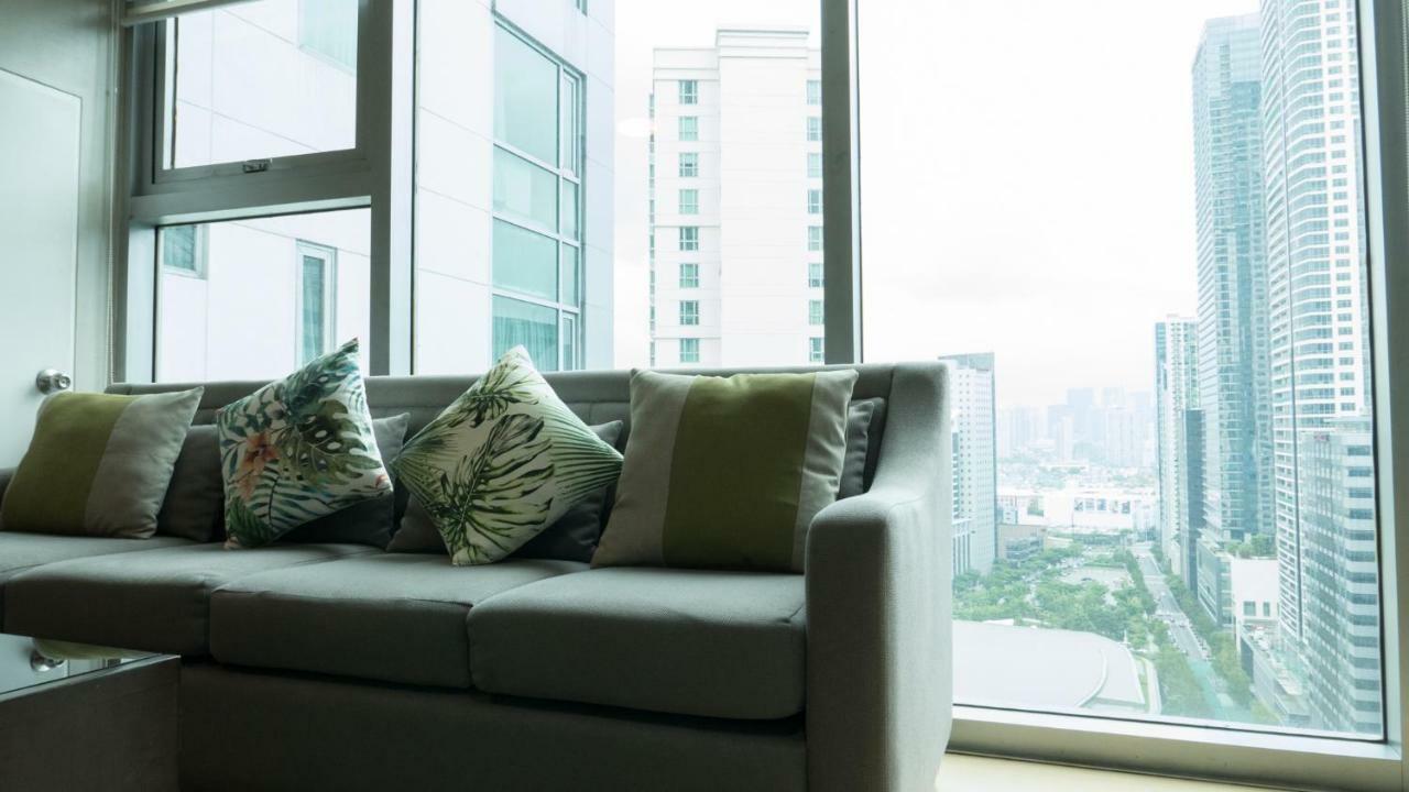 Avant Serviced Suites - Personal Concierge Манила Экстерьер фото