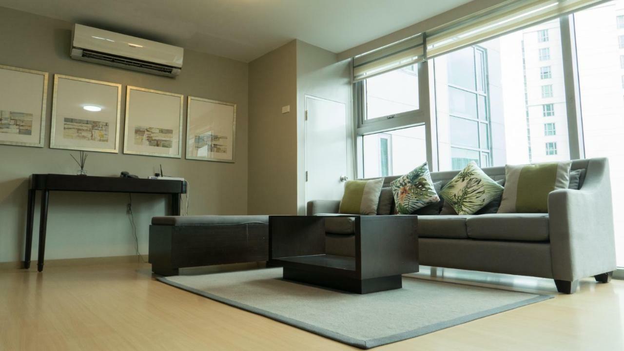 Avant Serviced Suites - Personal Concierge Манила Экстерьер фото